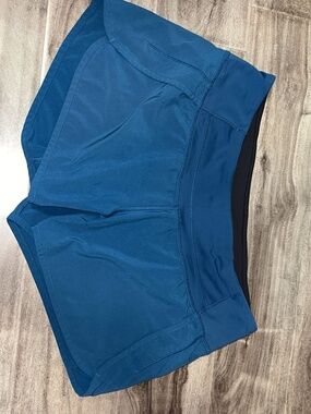 Lululemon run time shorts